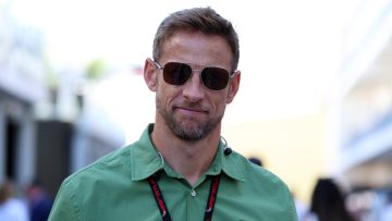 Button offers 'controversial' opinion of Verstappen-Norris clash