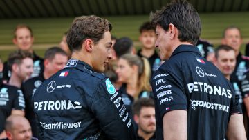 George Russell handed clear Mercedes message in face of Max Verstappen links