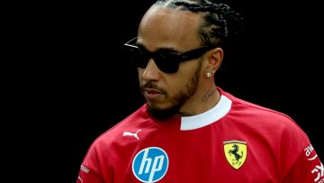 Lewis Hamilton fears 'uncomfortable shock' as wet weather threatens Australian GP