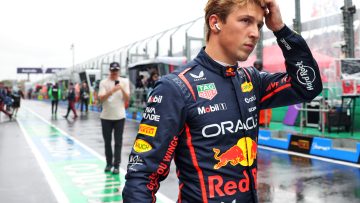 F1 champion hits out at ‘arrogant’ Lawson