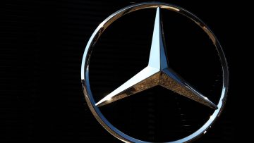 Bottas F1 return chance grows with Mercedes loan option