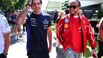 Carlos Sainz offers stern Lewis Hamilton Ferrari struggles defence: 'It's unfair'