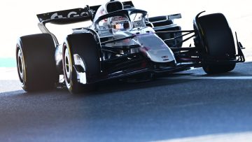 McLaren hands Verstappen major Red Bull worry ahead of Japanese GP