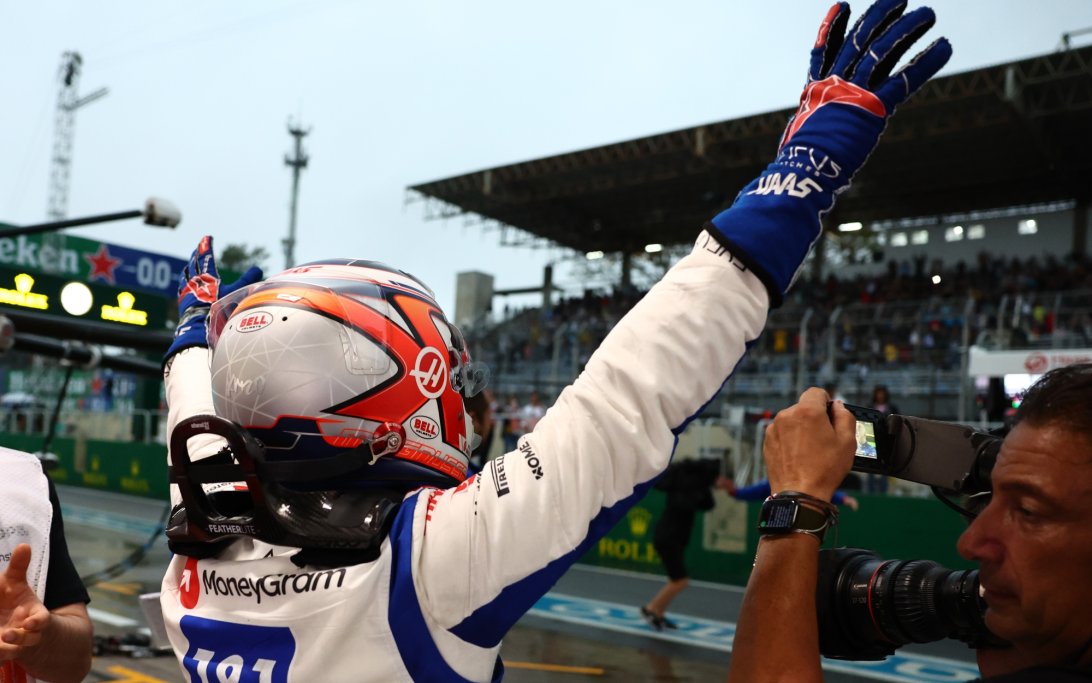 Magnussen Pole Brazil