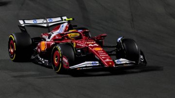 Lewis Hamilton facing 'backwards race' after major Ferrari concern aired