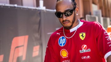 Lewis Hamilton responds to Toto Wolff over 'conservative' Ferrari claims