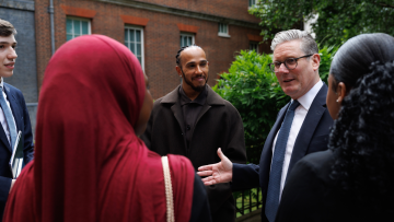 Lewis Hamilton meets UK Prime Minister over key issue